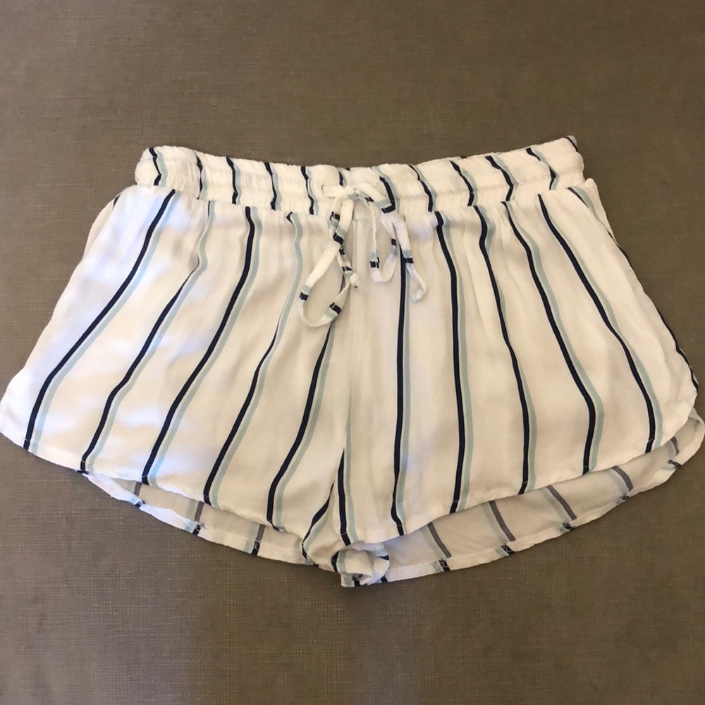 💙 American Eagle Soft Shorts